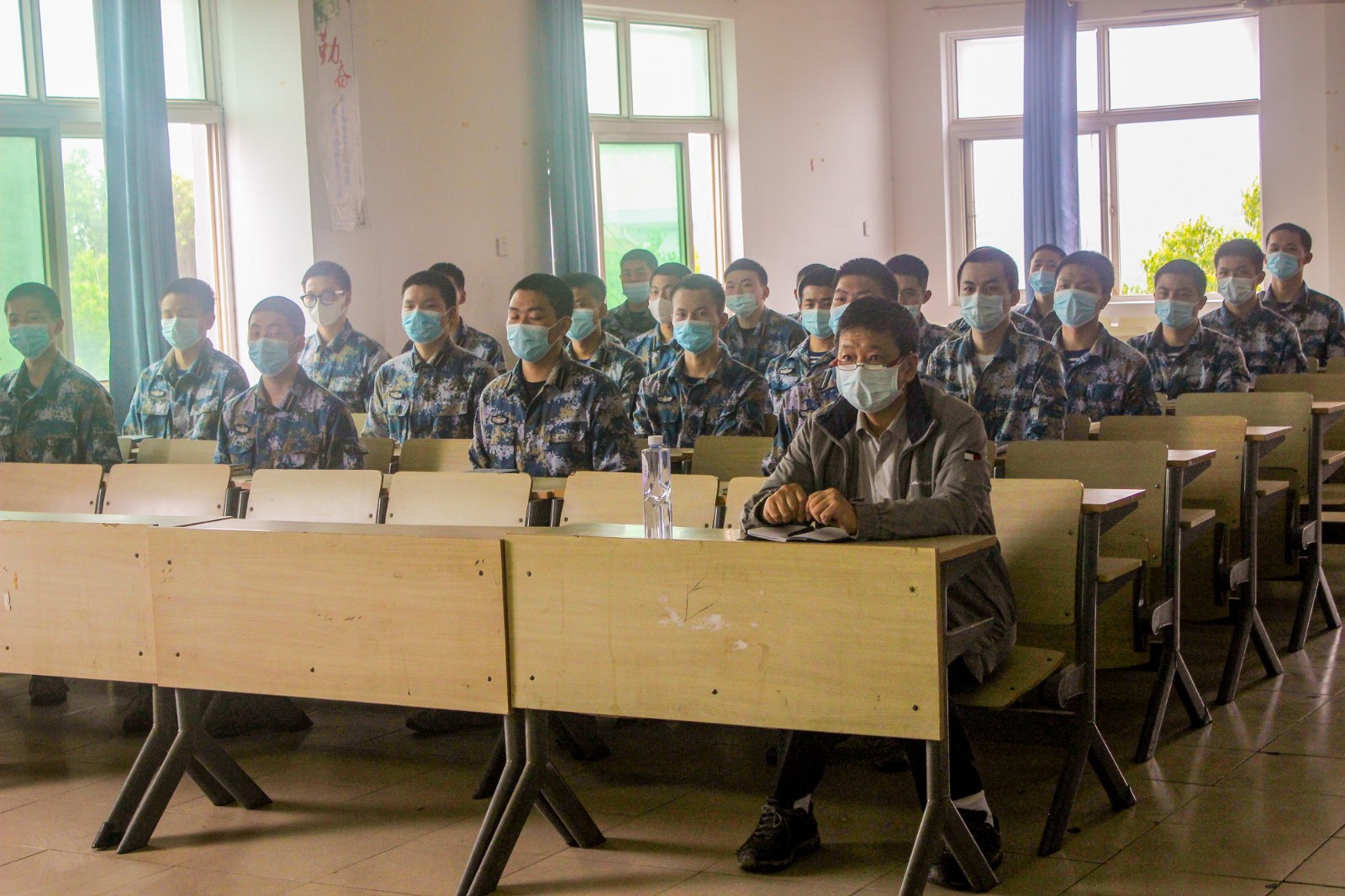 1652616637202753.jpg 1652616637202753.jpg