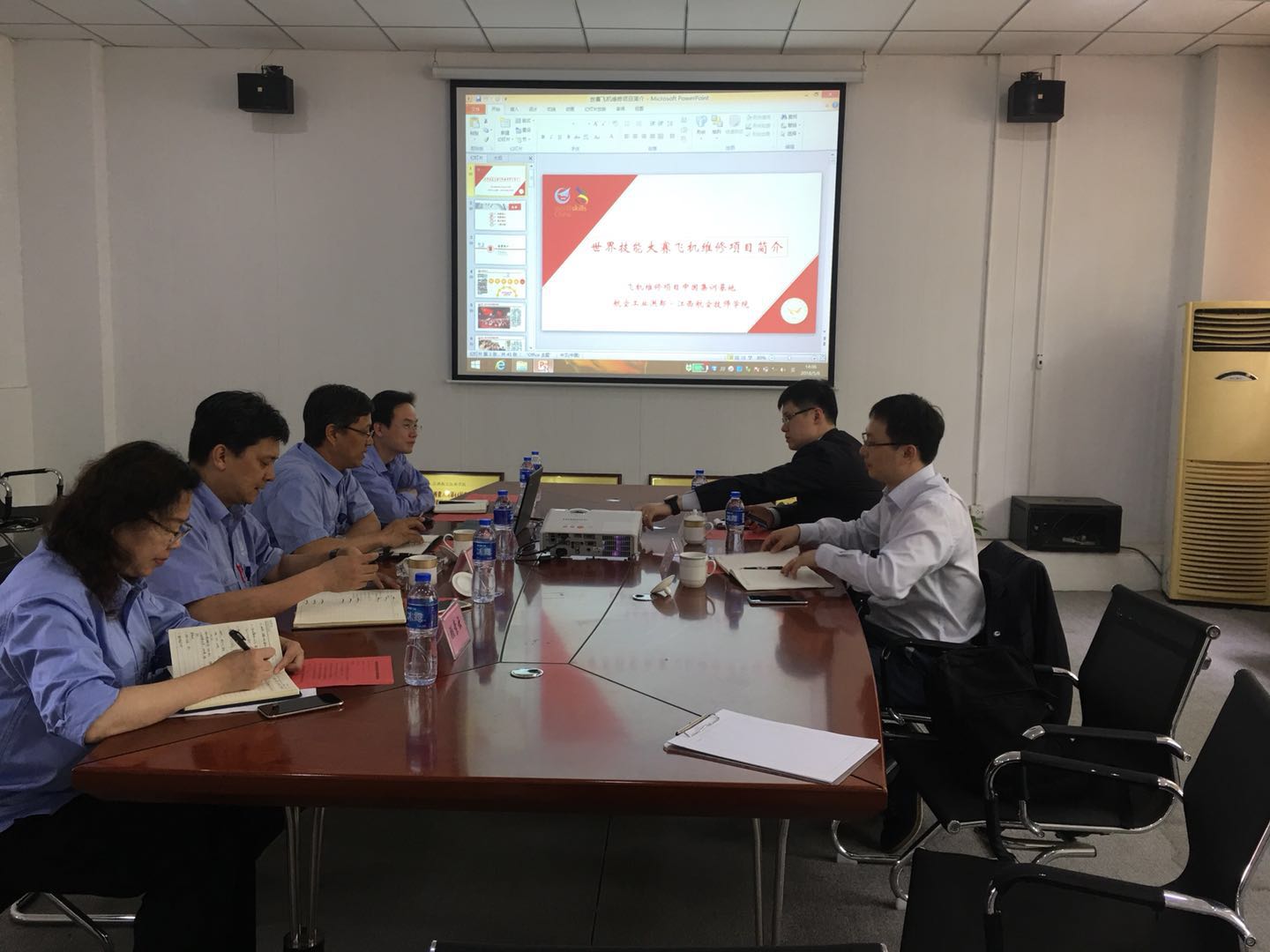 1526264055406643.jpg 298719506001299452.jpg