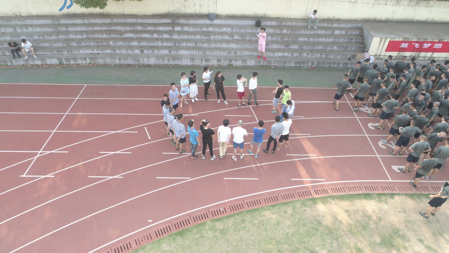 1526714506742467.jpg 1xin.jpg