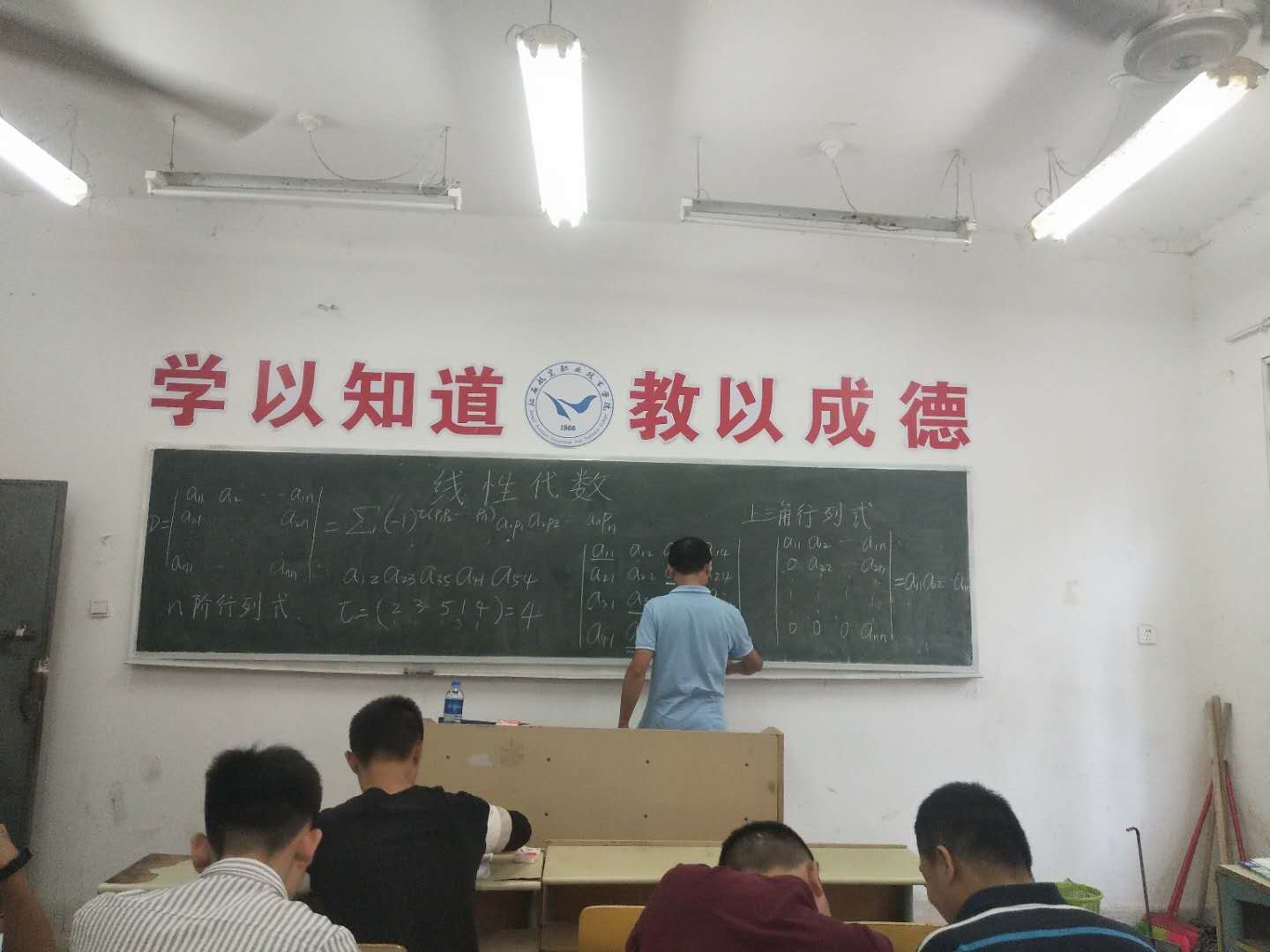 1536576786863398.jpg 15709040598860273.jpg