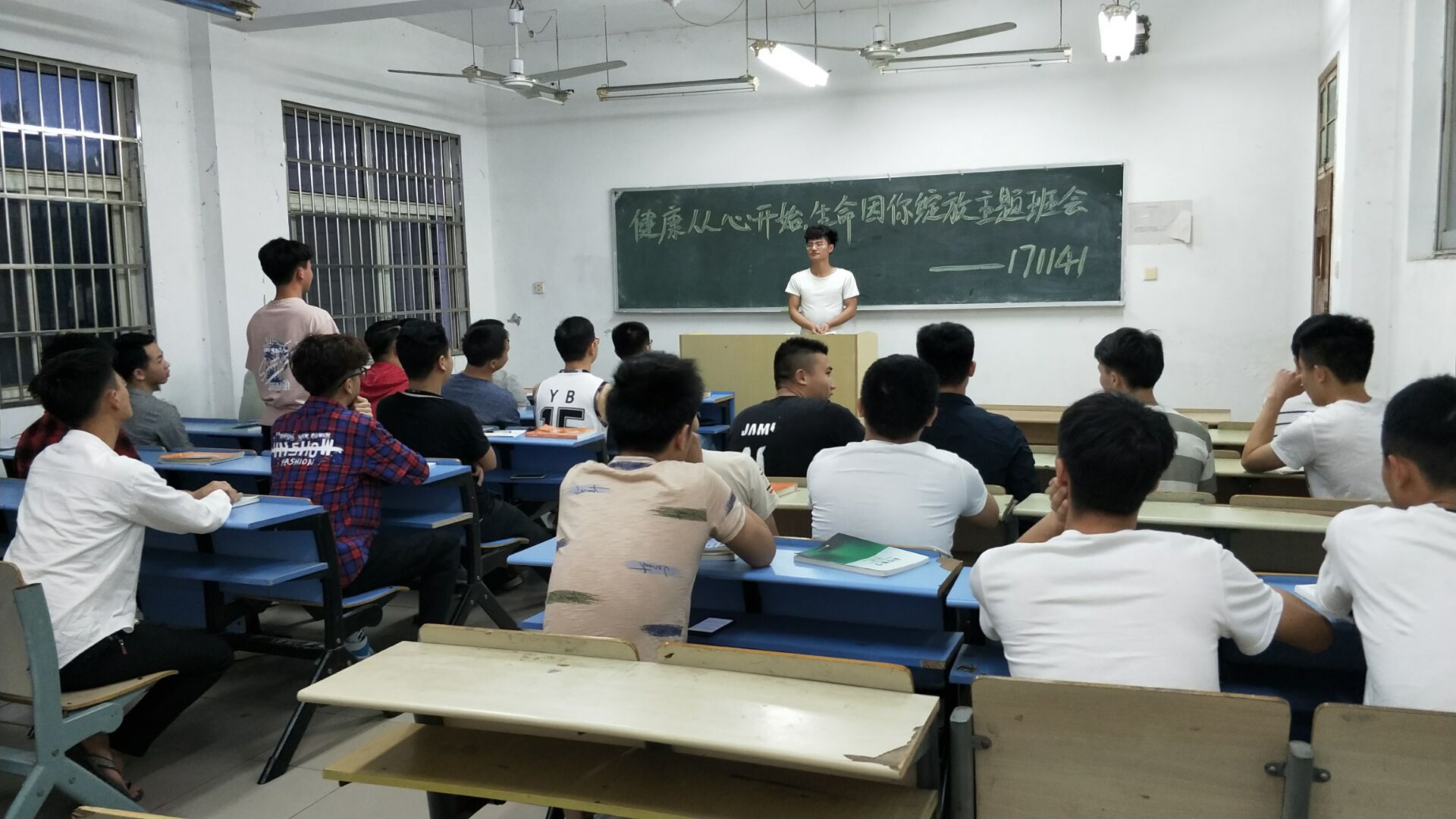 1527690572932724.jpg 4.jpg