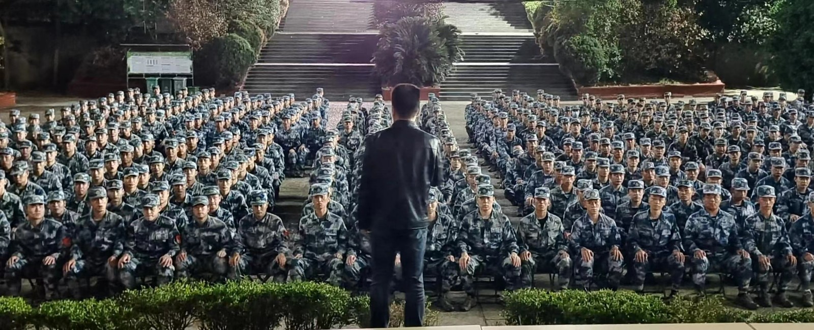 1667393713504704.jpg 1667393713504704.jpg