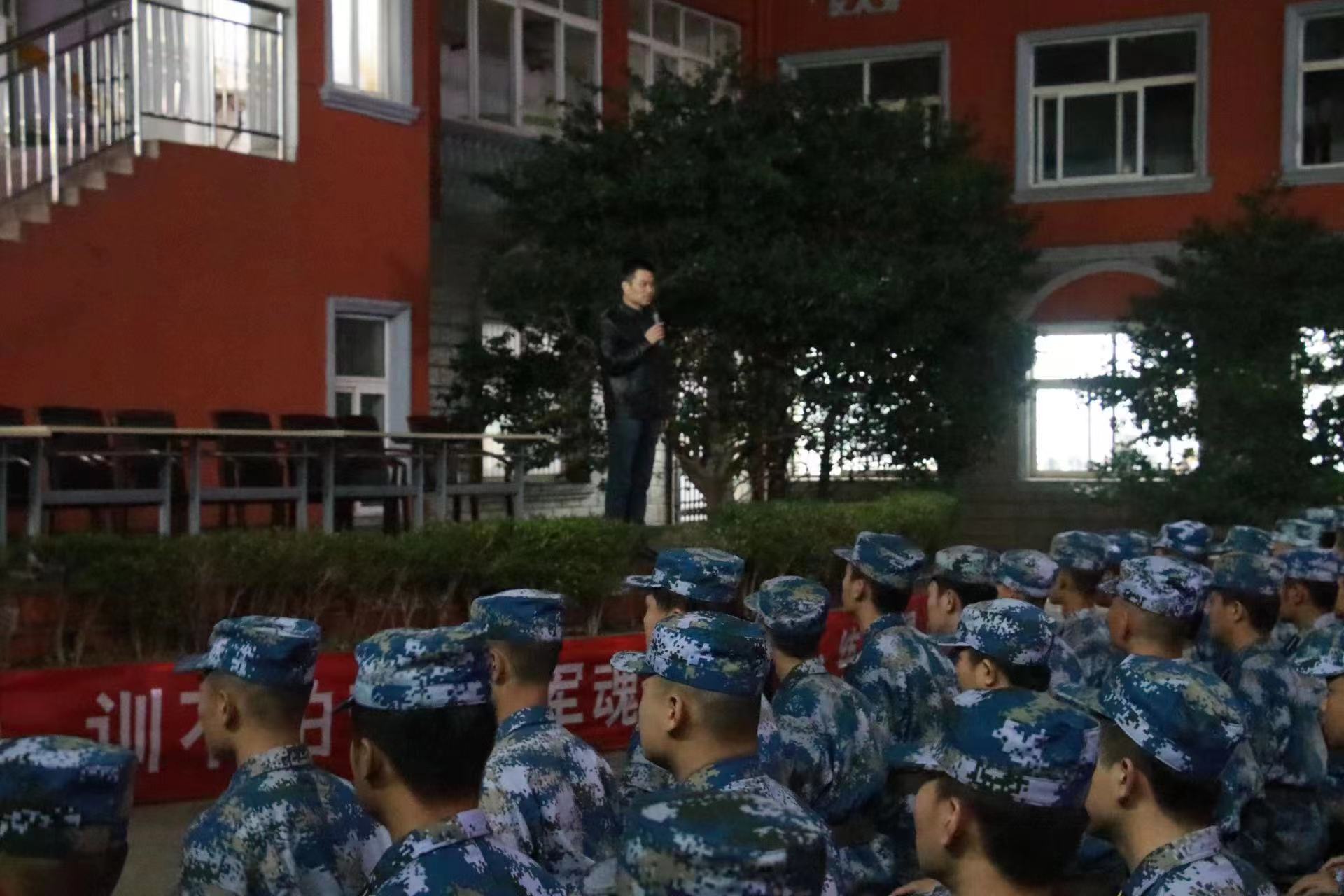 1667393676636287.jpg 1667393676636287.jpg