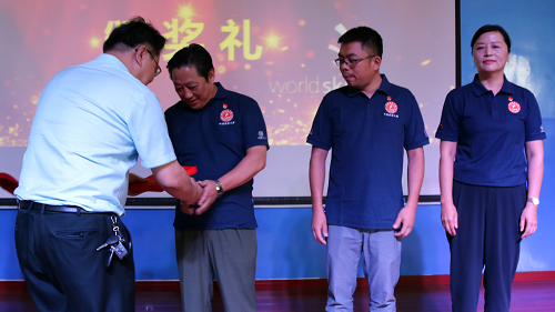 1567387863385396.png 9.png