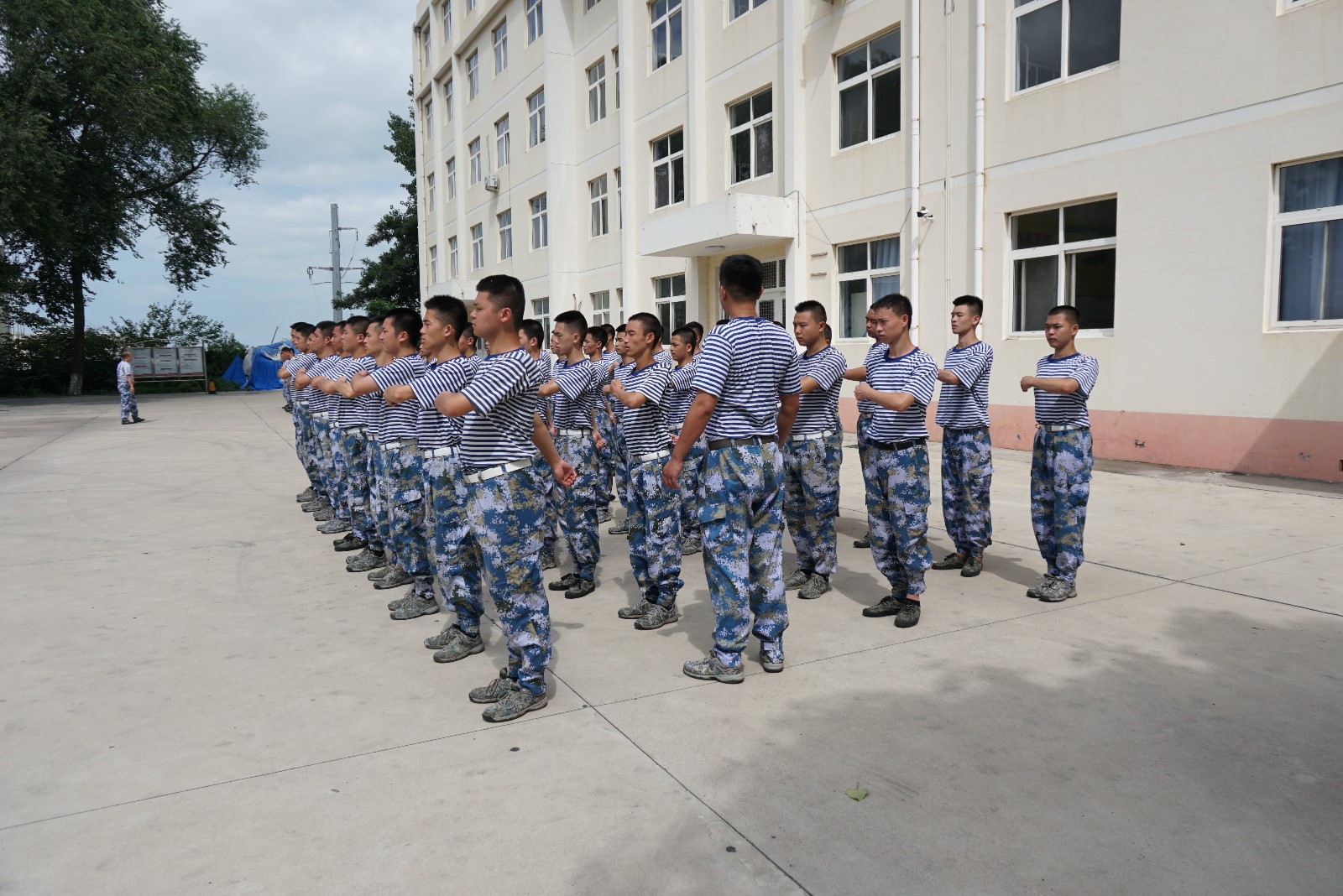 1563468487372373.jpg 1563468487372373.jpg