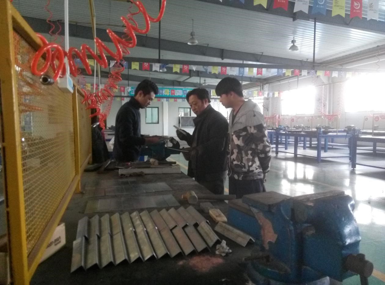 1482738910618385.jpg 4.jpg