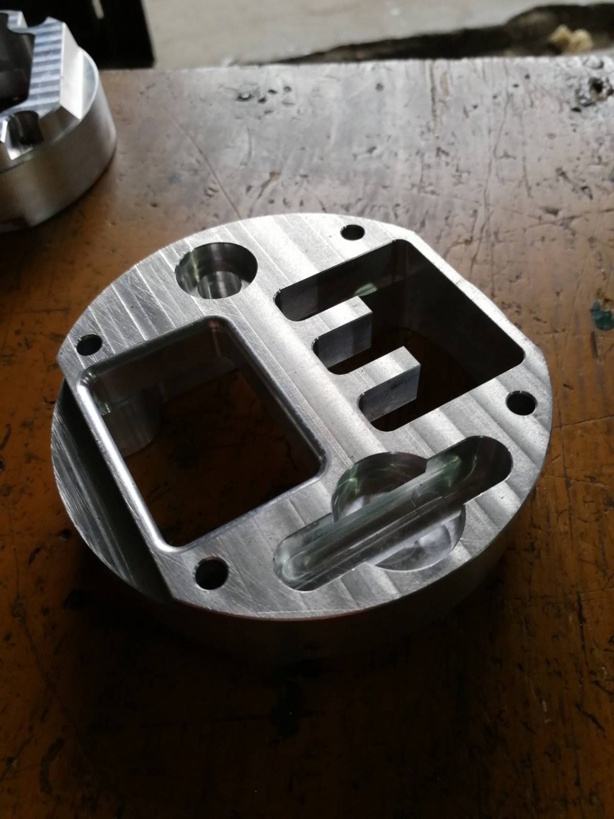 1561293969635264.jpg 13.jpg