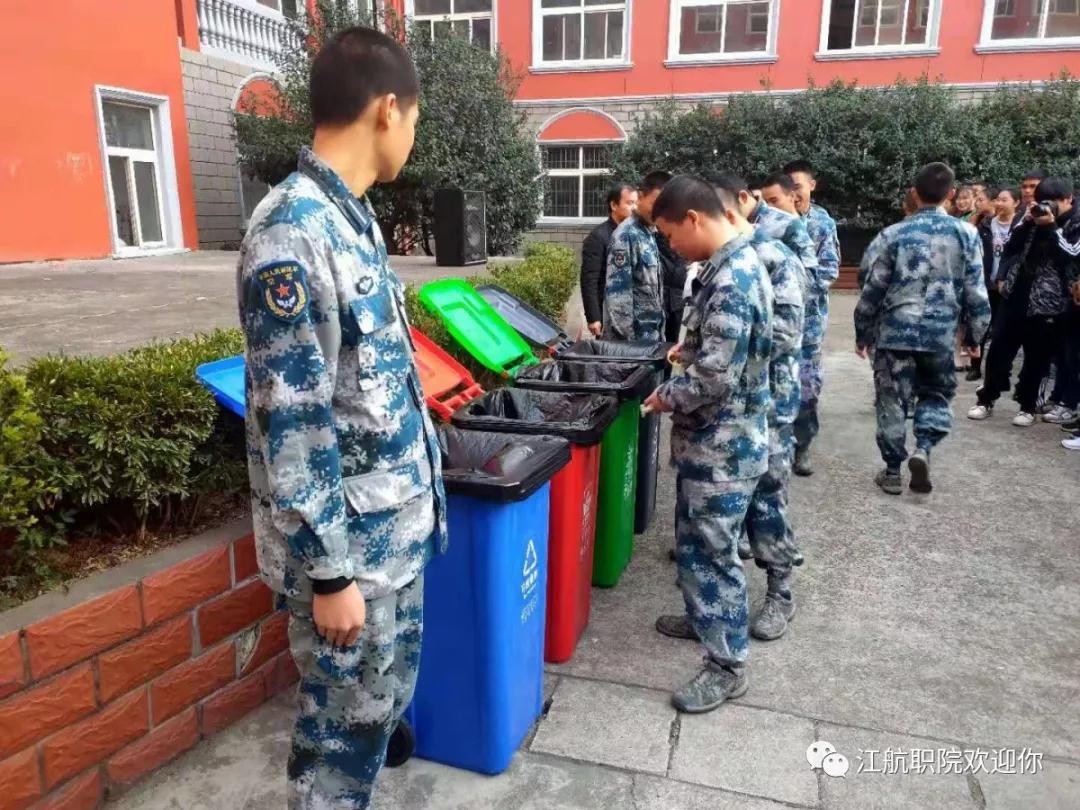 1576290011618759.jpg 1211404.jpg