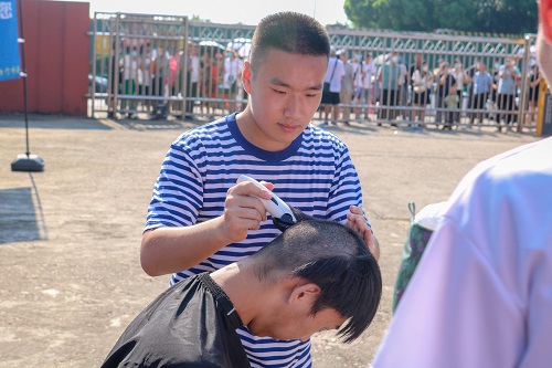 1630855330766476.jpg IMG_1404.jpg