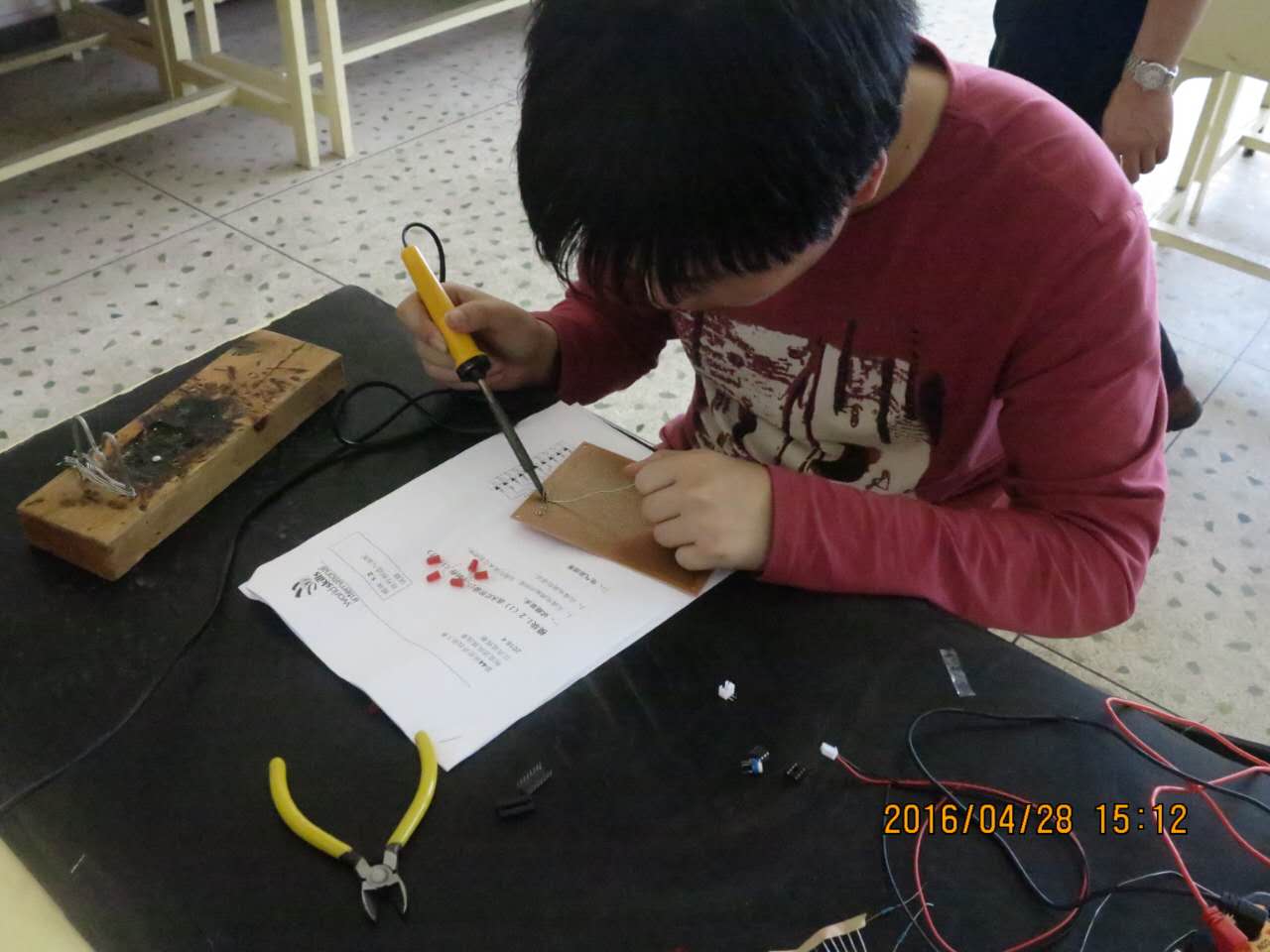 1462200102942377.jpg