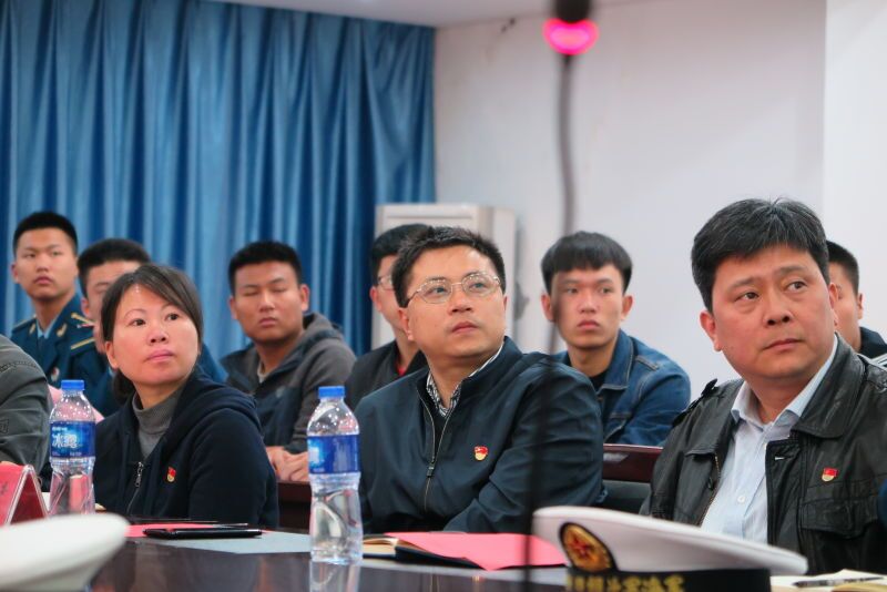 1522131937890893.jpg 0326电信党支部学生党小组组织生活会3.jpg