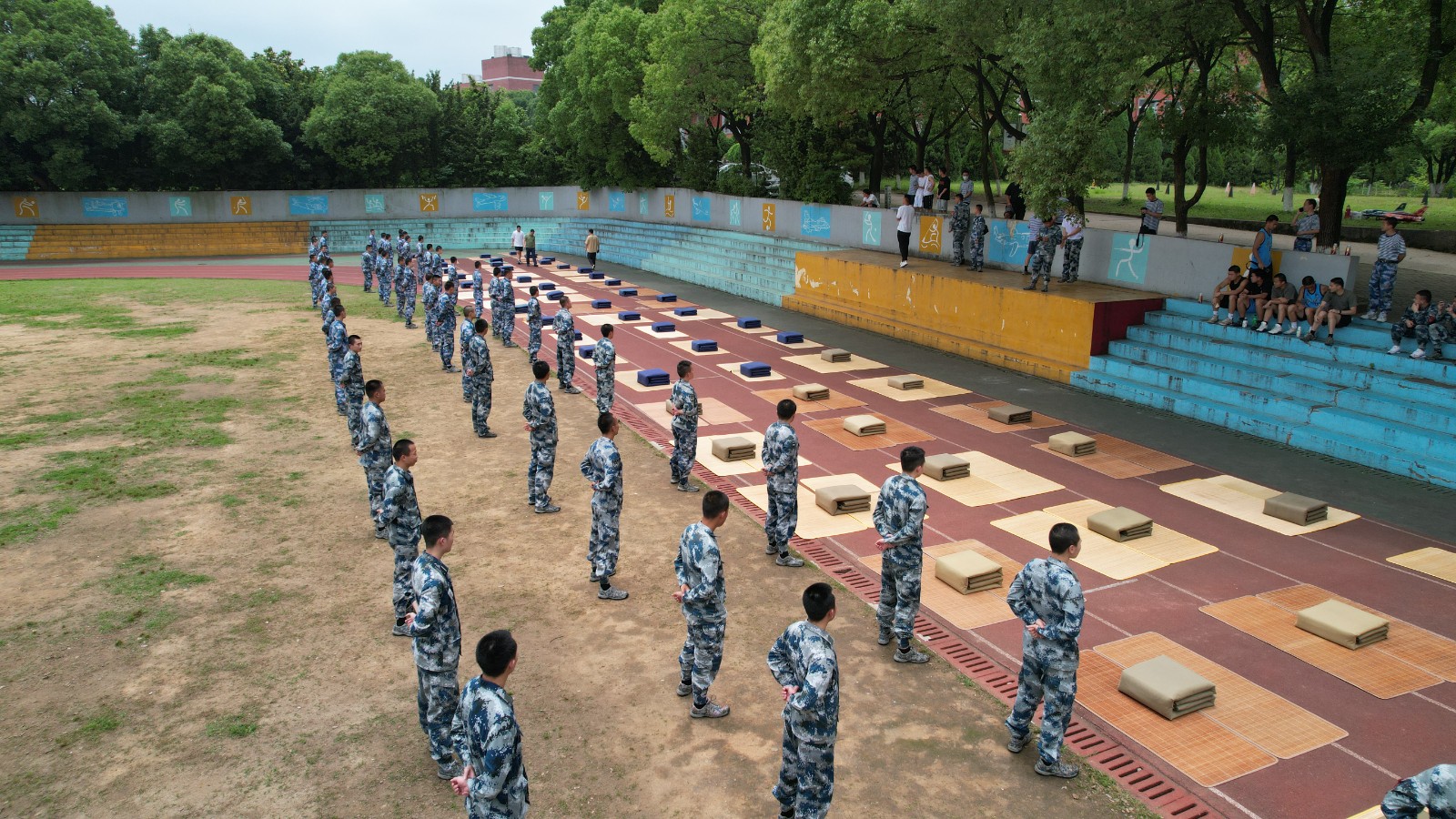 1654404616430336.jpg 1654404616430336.jpg