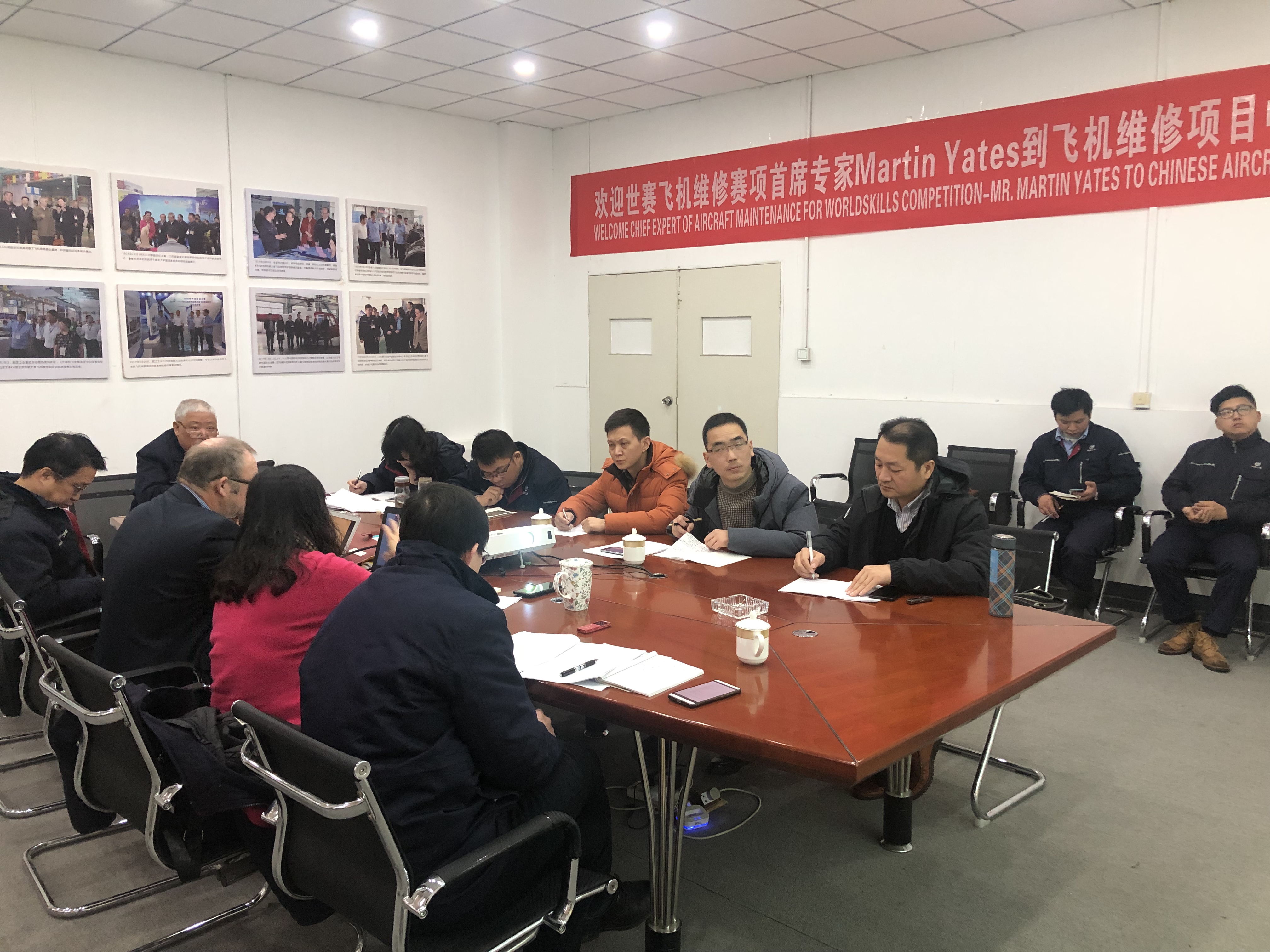 1544953688643606.jpg 交流会现场2.jpg