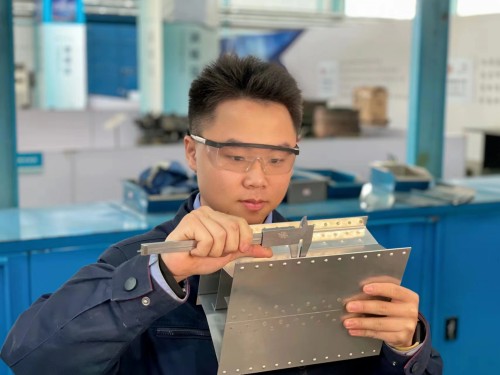 1672296624522975.jpg 王广生活照1.jpg